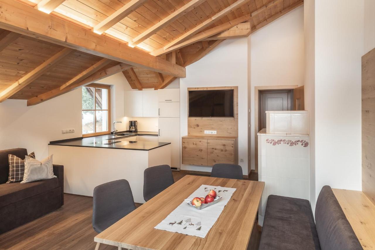 Studio Apartment,608893156:JPEG